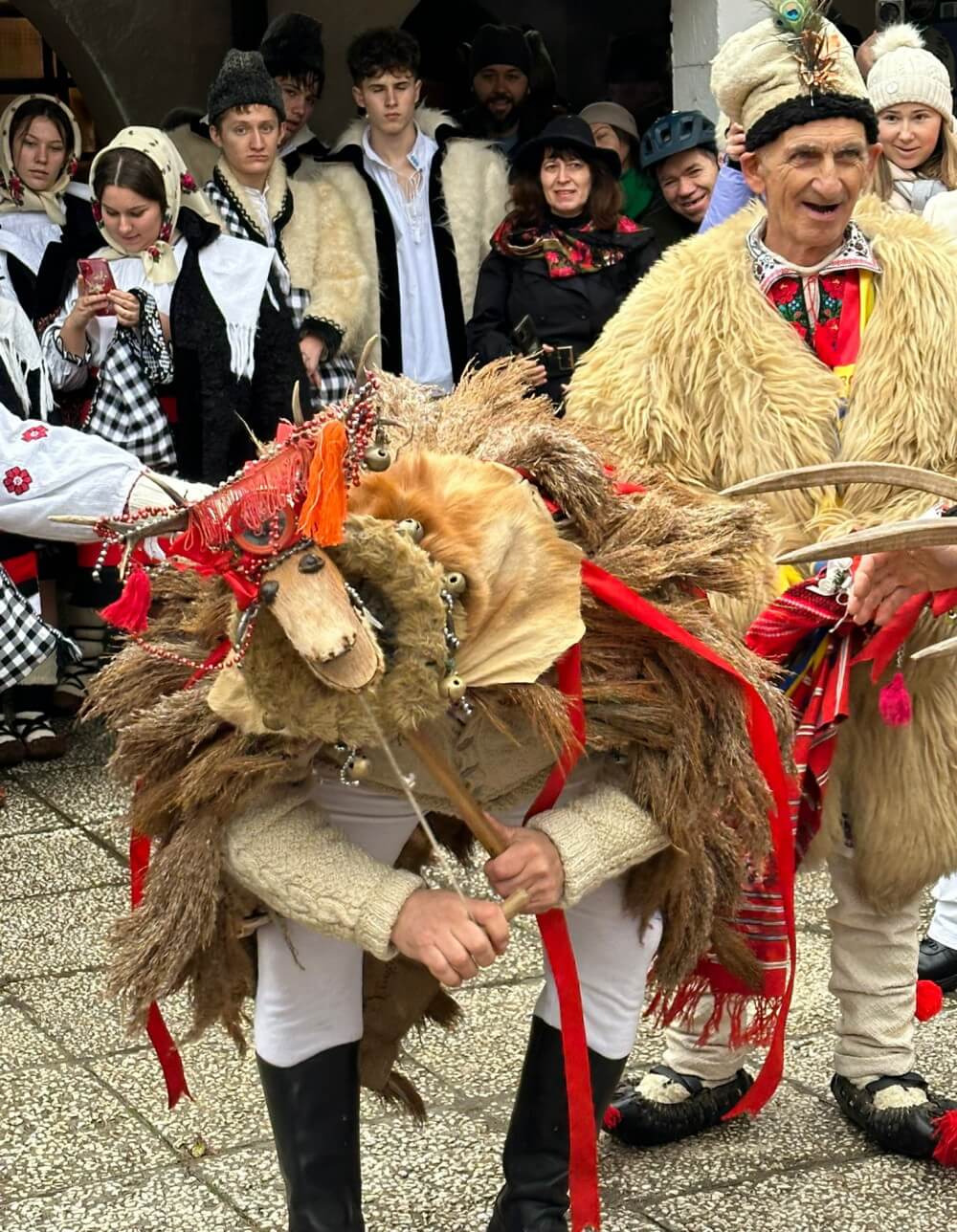 baile del ciervo rumania