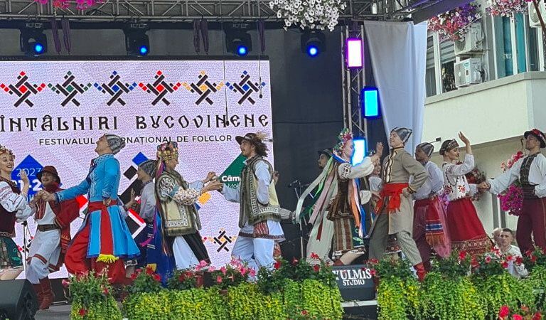 el festival intalniri bucovinene