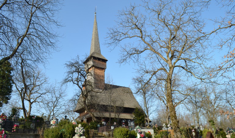 la iglesia de madera Desesti Maramures