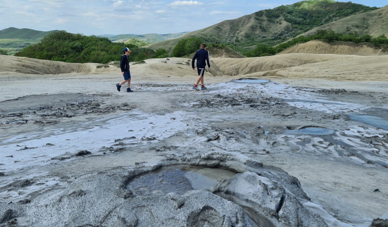 volcanes de lodo rumania