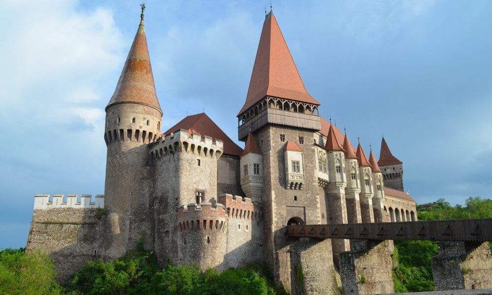 el castillo de Hunyad o Corvin Transilvania