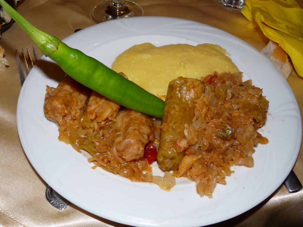 cena tradicional casa rural carpatos