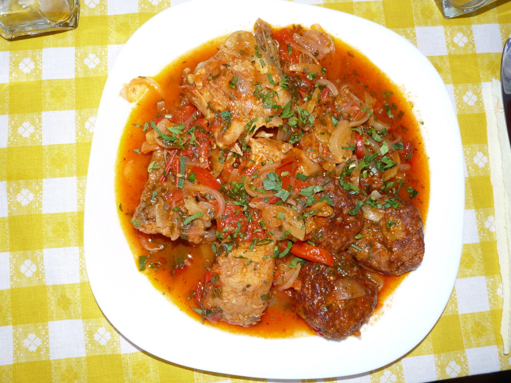 cena tradicional casa rural carpatos