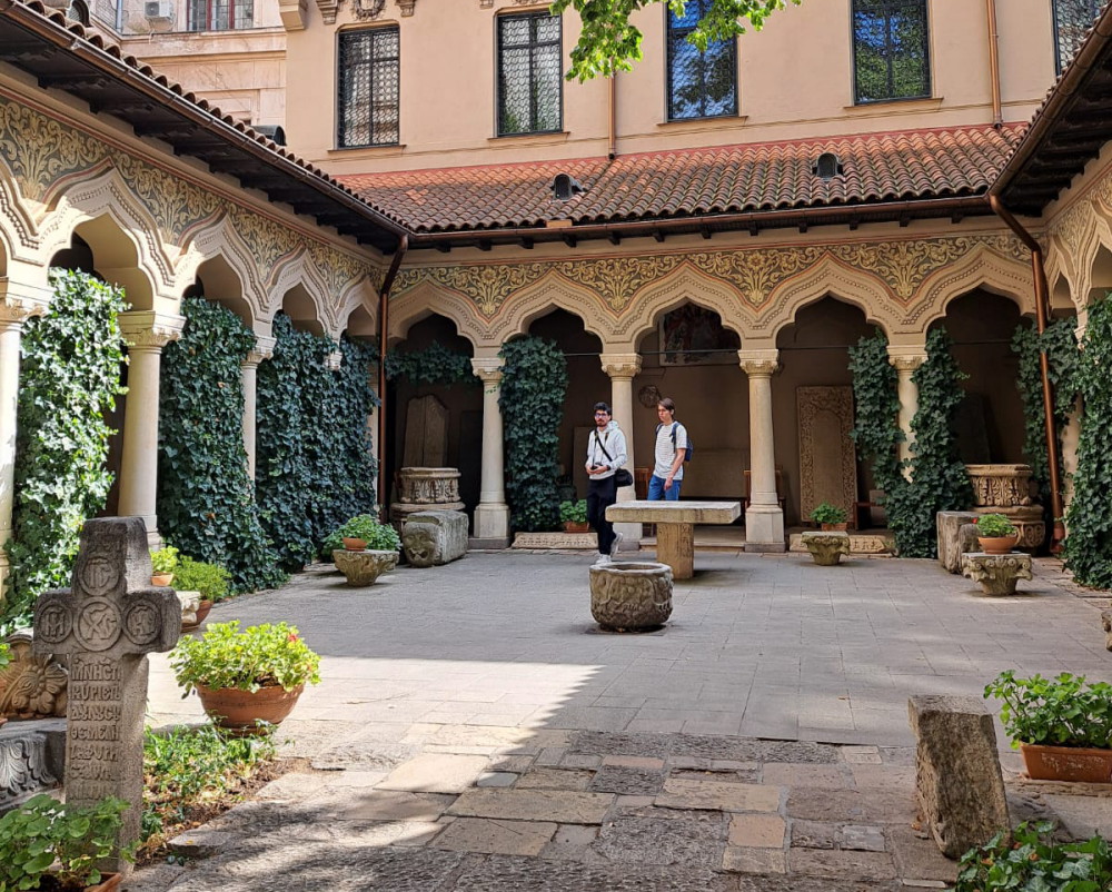 como llegar a bucarest