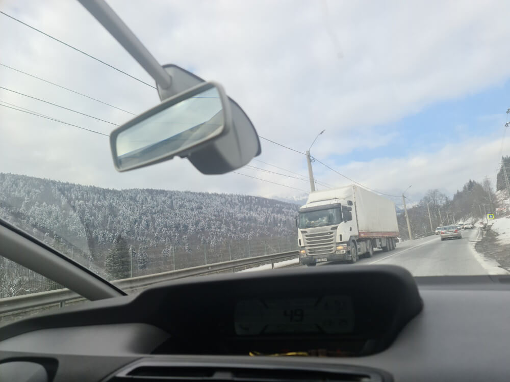 conducir coche en rumania