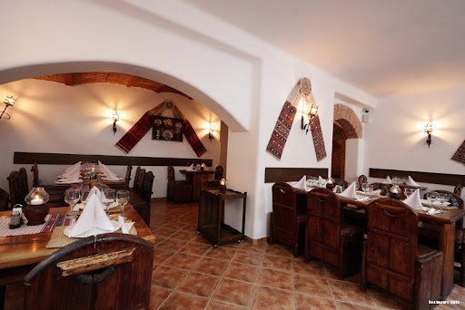 restaurantes tipicos de bucarest