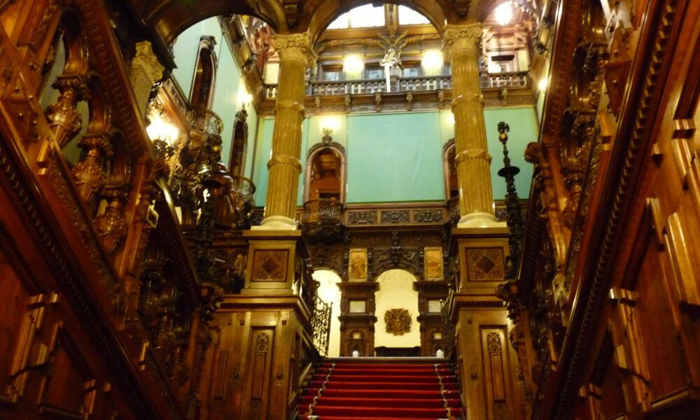 excursion al Palacio de Peles Sinaia