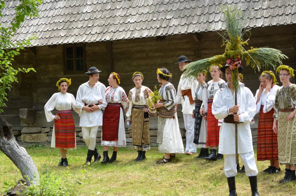 fiesta sanzaiene en rumania