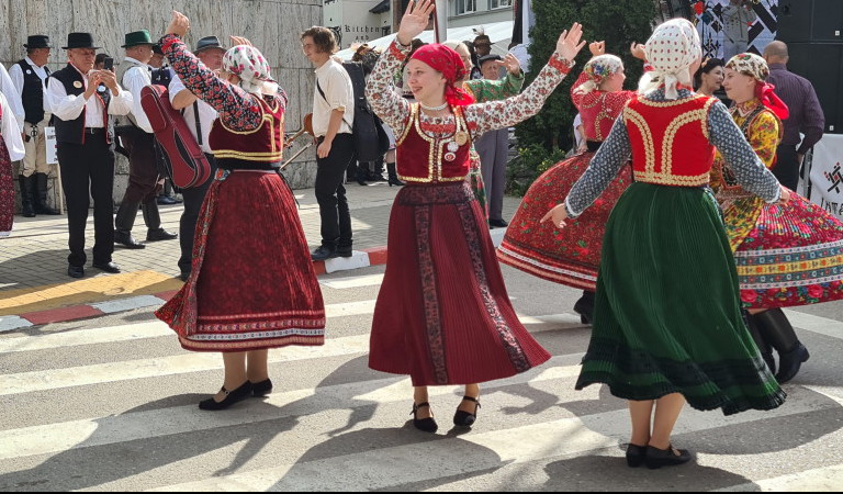 dorin guia espanol en rumania