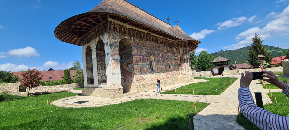Dorin Paraschiv guia local en Rumania