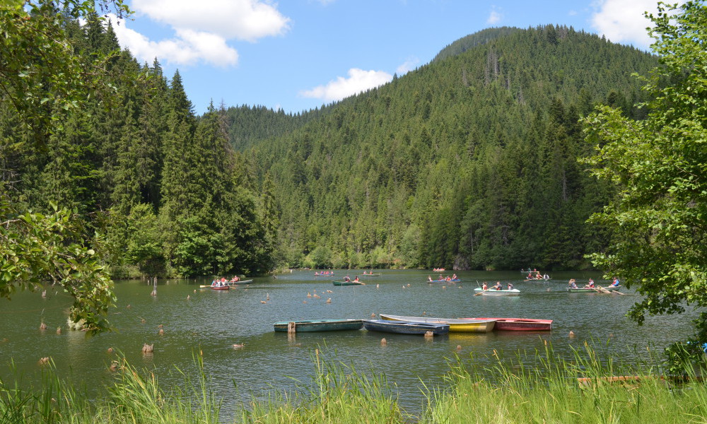 El lago Rojo Transilvania