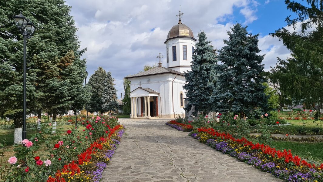 monasterio de zamfira valaquia