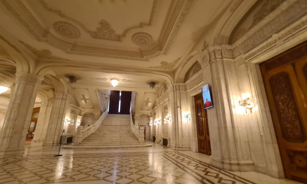 palacio del parlamento bucarest