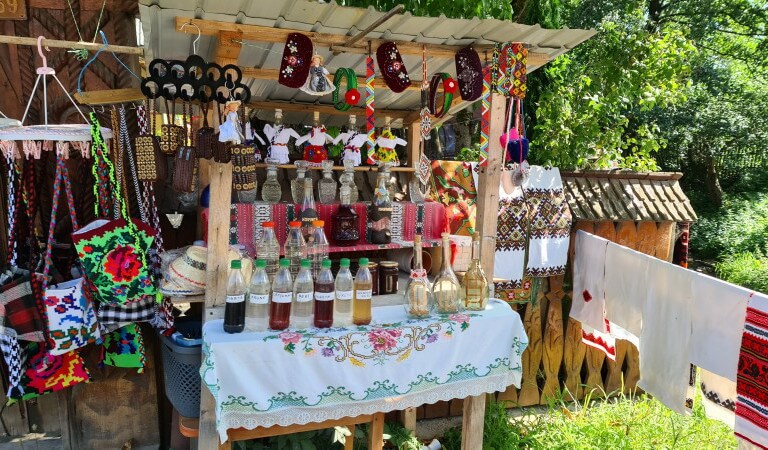 que comprar en los mercados de rumania