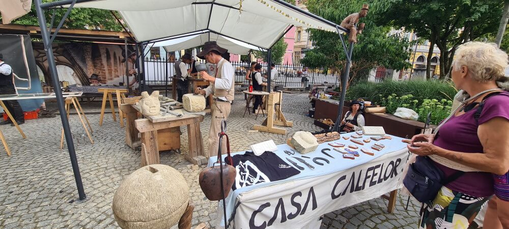 que emociona a los turistas en Rumania