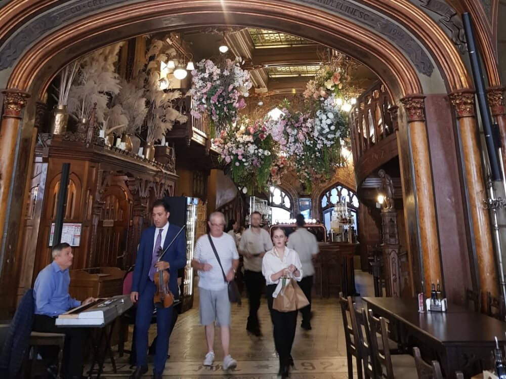 restaurante Caru cu bere