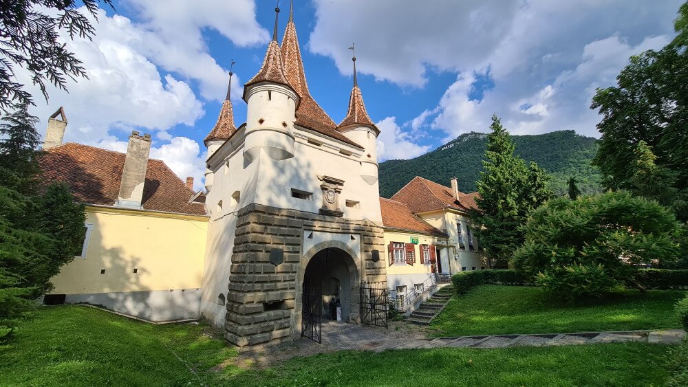 transilvania turismo brasov